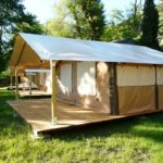 Camping Gard lodge La Plage nature