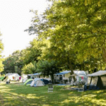 camping les genets d'or bagnol-sur-ceze emplacement gard