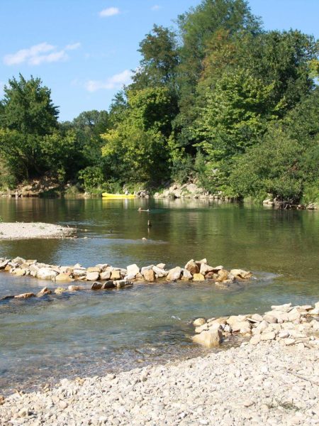 genets d’or camping les genets d'or bagnol-sur-ceze emplacement rivière la cèze gard